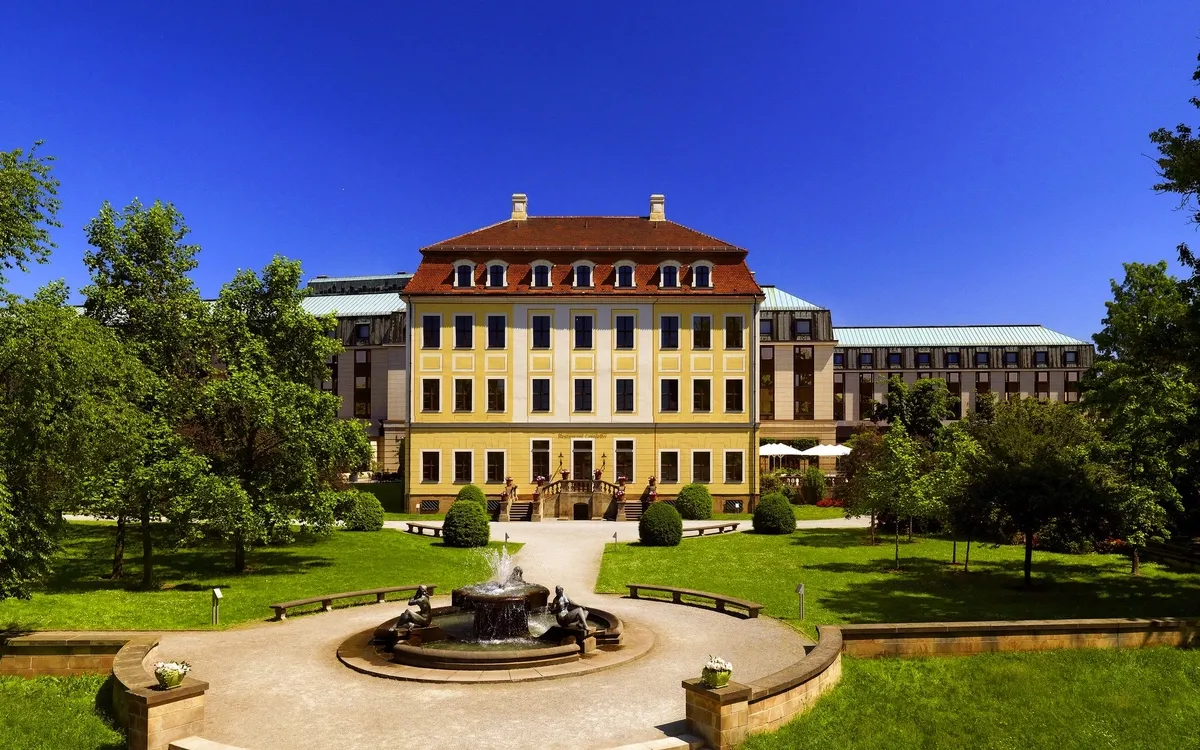 First Class Hotel Bilderberg Bellevue in Dresden