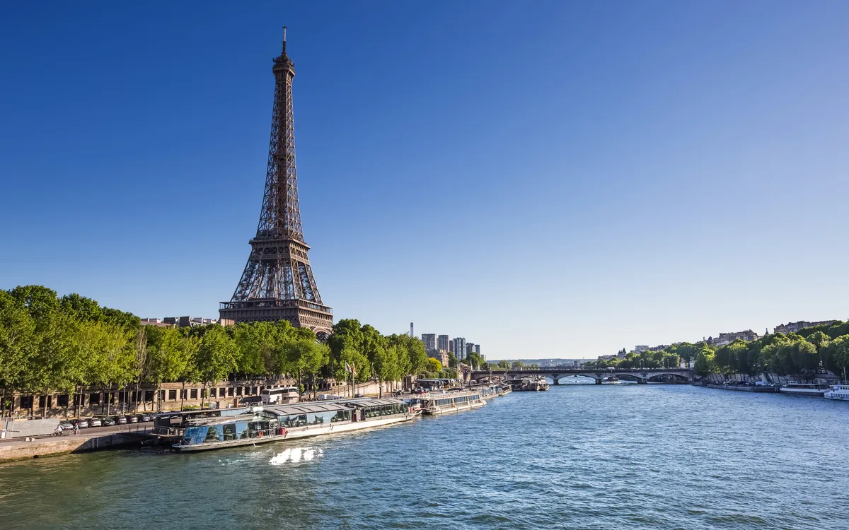 Paris „Spezial“