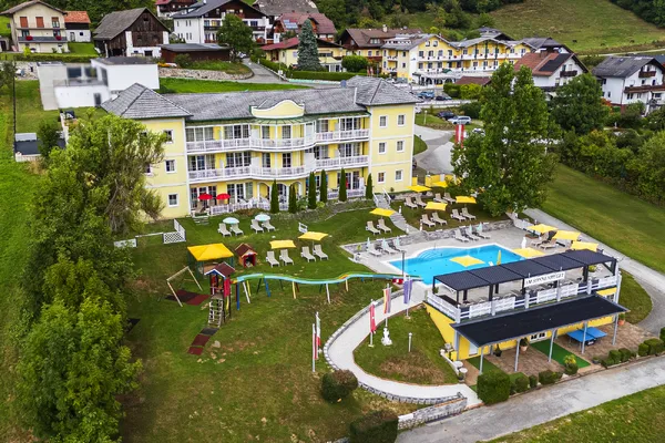 ©Hotel Sonnenhügel in Sattendorf am Ossiacher See Hotel Sonnenhügel in Sattendorf am Ossiacher See