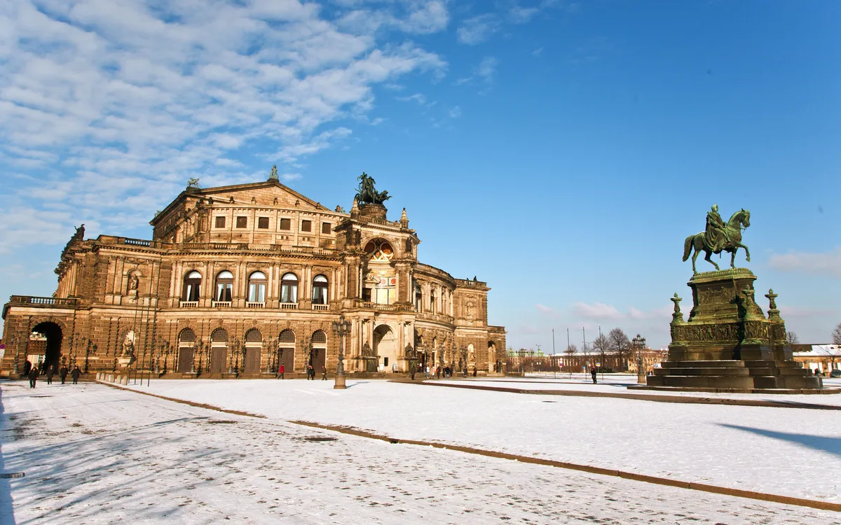 Adventszauber in Dresden mit Semperoper