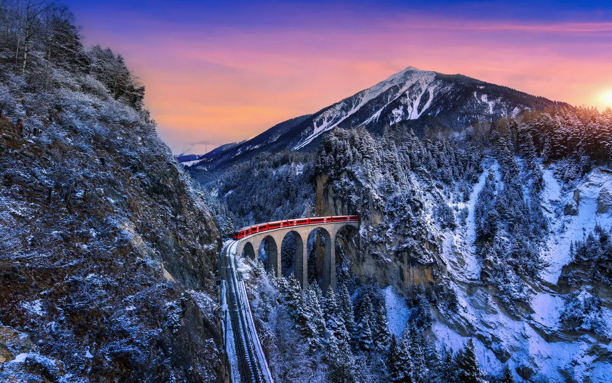 Winterlicher Bahnenzauber