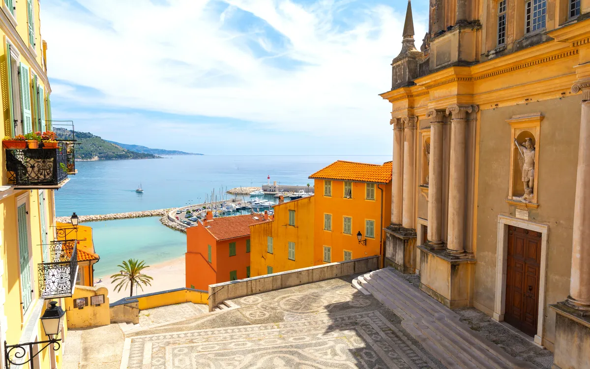 Zitronenfest Menton und Mandelblüte an der Côte d'Azur