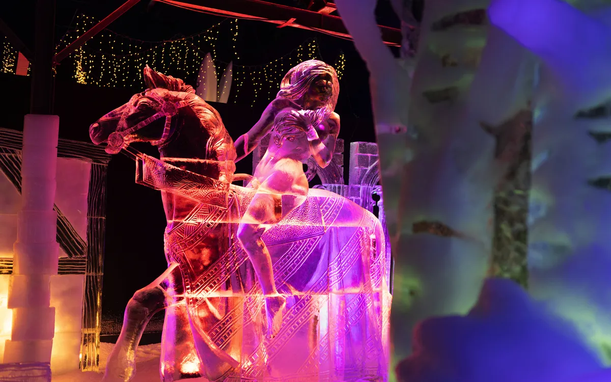 Eisskulpturenfestival und Winterromantik