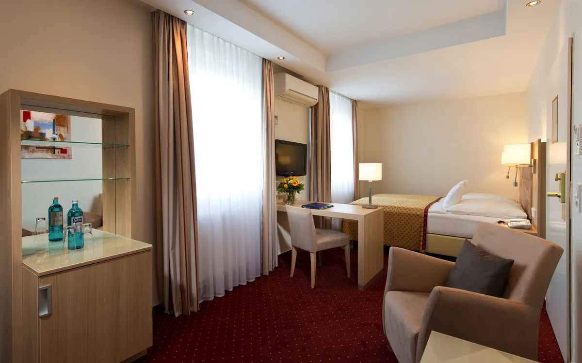 Best Western Plus Hus 57